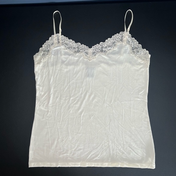 Two Ann Taylor camisoles white and black excellent condition 🩷 - Picture 2 of 14